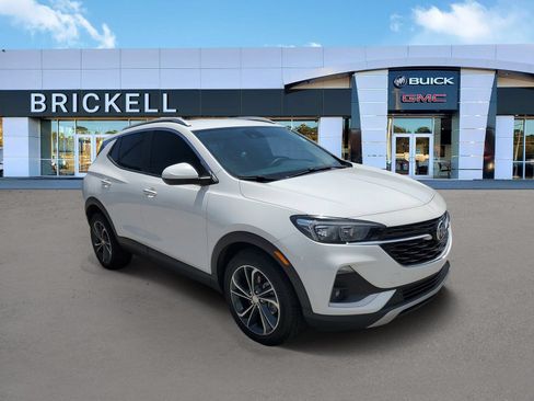 Used 2022 Buick Encore GX Select FWD image 2