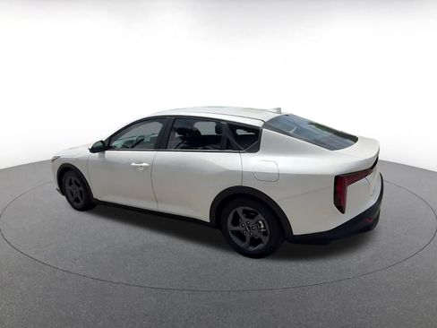 Used 2026 Kia K4 FWD image 8