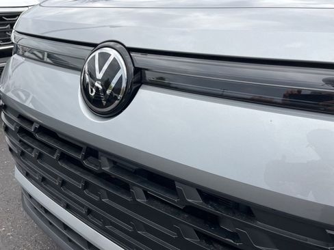 New 2026 Volkswagen Tiguan S image 10