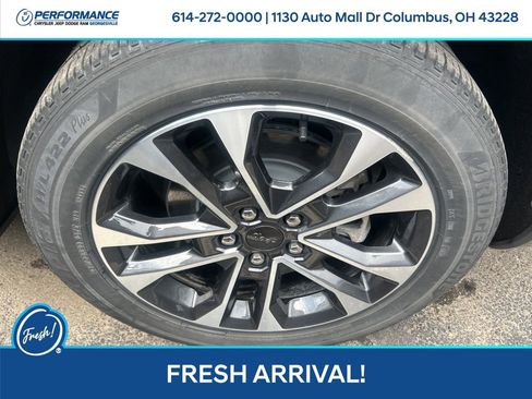 Used 2023 Jeep Grand Cherokee L Overland w/ Advanced Protech Group III AWD/4WD image 24