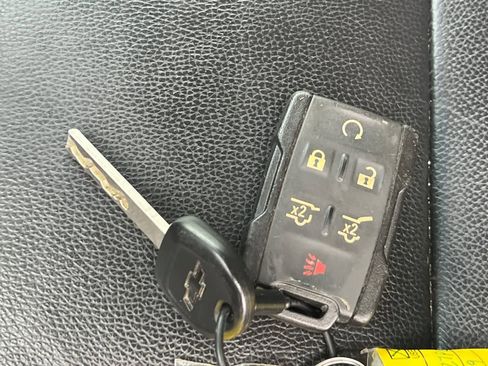 Used 2019 Chevrolet Suburban LT image 29