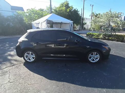 Used 2019 Toyota Corolla SE w/ SE Option Package FWD image 5