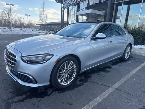 Used 2023 Mercedes-Benz S 580 4MATIC Sedan image 1