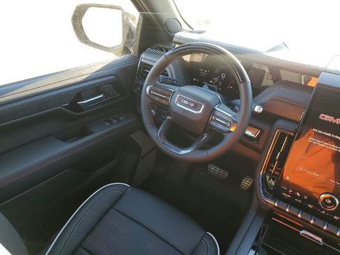 New 2026 GMC Yukon XL AT4 Ultimate w/ LPO, Floor Liner Package image 17