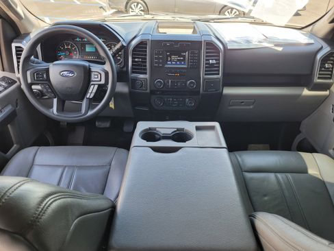 Used 2017 Ford F150 XLT AWD/4WD image 14