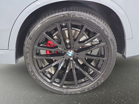Certified 2024 BMW X5 xDrive40i w/ M Sport Package AWD/4WD image 30