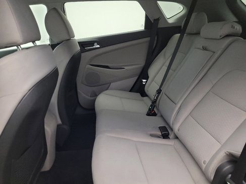 Used 2019 Hyundai Tucson SE AWD/4WD image 18