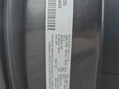 Used 2022 Chrysler Pacifica Limited w/ S Appearance Package FWD image 14