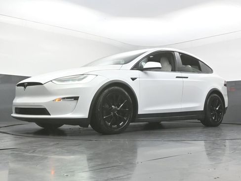 Used 2023 Tesla Model X AWD/4WD image 47