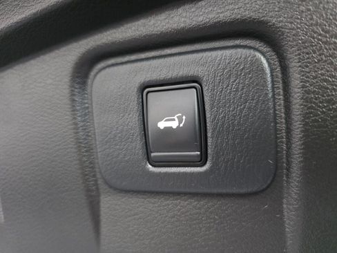 Used 2018 Nissan Murano Platinum AWD/4WD image 22