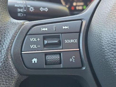 Used 2025 Honda CR-V LX image 16