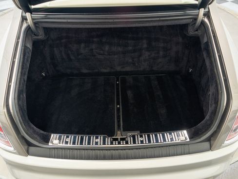 Used 2007 Rolls-Royce Phantom Sedan RWD image 19