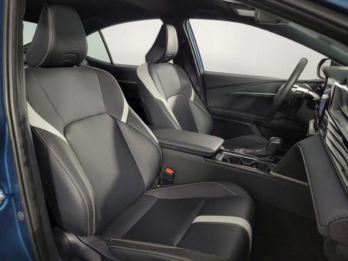 Used 2025 Toyota Camry SE FWD image 15