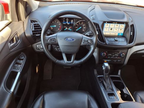 Used 2019 Ford Escape SEL image 13