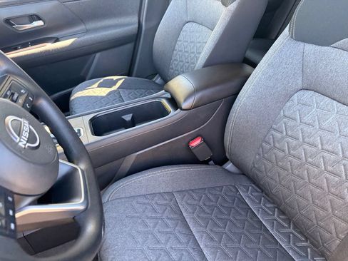 Certified 2025 Nissan Kicks SV w/ Interior Electronics Package FWD image 20