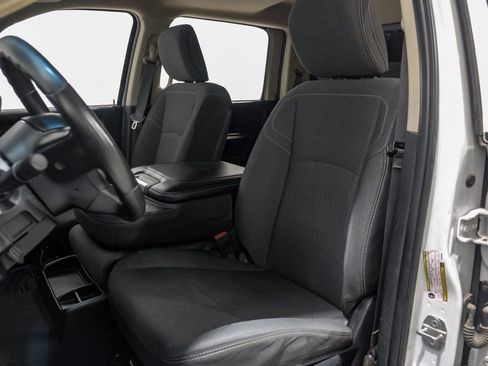 Used 2019 RAM 2500 Tradesman image 30