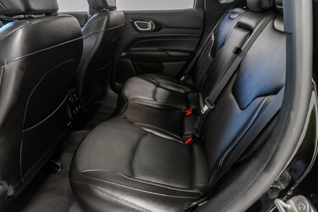 Used 2022 Jeep Compass High Altitude AWD/4WD image 20