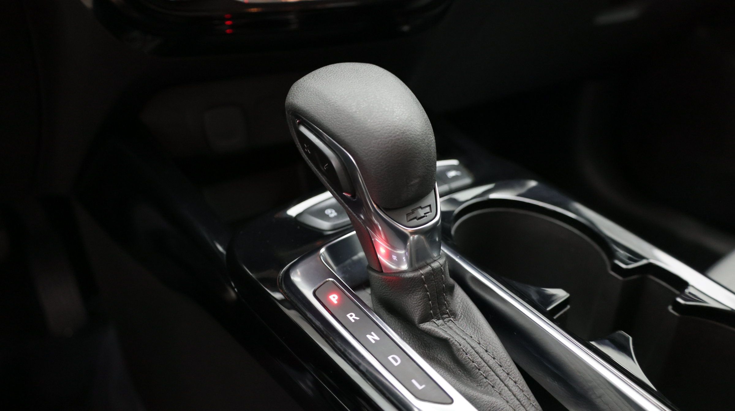 Used 2025 Chevrolet Trax LT FWD image 14