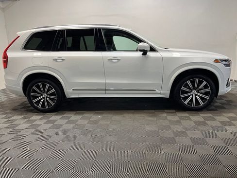 Used 2023 Volvo XC90 B6 Plus AWD/4WD image 4