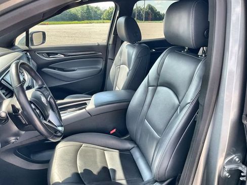 Used 2024 Buick Enclave Premium AWD/4WD image 19