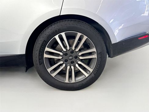 Used 2023 Land Rover Range Rover Long Wheelbase Autobiography AWD/4WD image 32