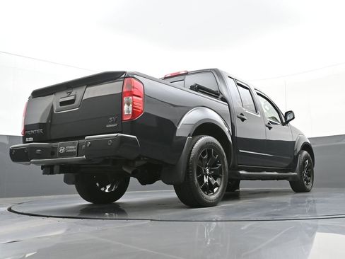 Used 2020 Nissan Frontier SV w/ Midnight Edition Floor Mats image 45