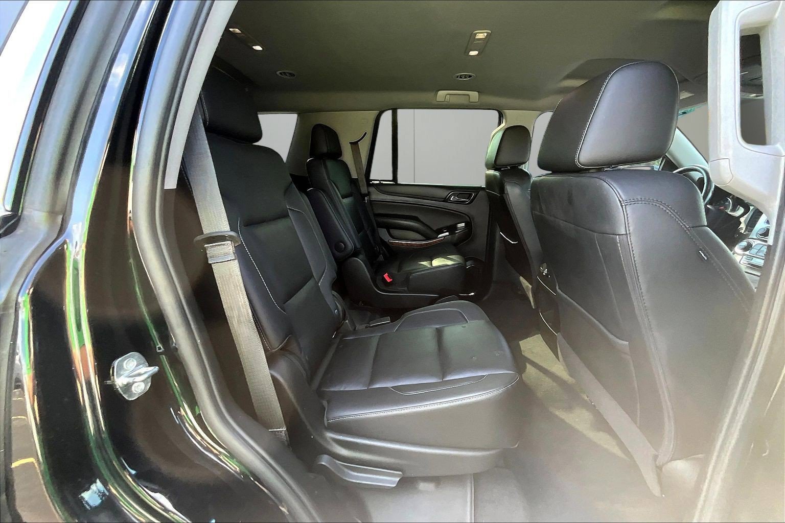 Used 2020 Chevrolet Tahoe Premier AWD/4WD image 24