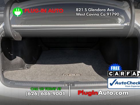 Used 2022 Lexus IS 300 w/ Premium Package image 11