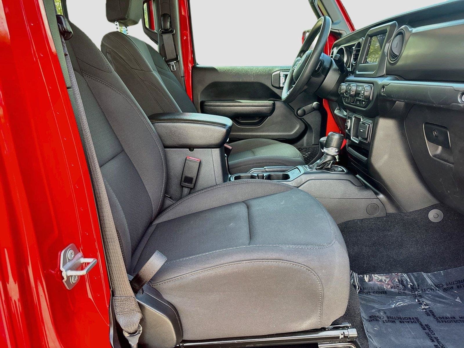 Used 2023 Jeep Gladiator Sport AWD/4WD image 24