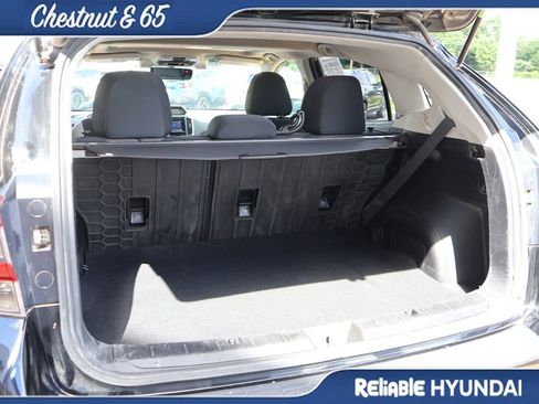 Used 2023 Subaru Crosstrek 2.0i Premium AWD/4WD image 16