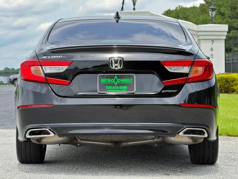Used 2021 Honda Accord Sport image 9