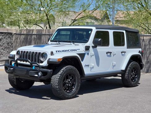 Used 2023 Jeep Wrangler Unlimited Rubicon 4xe AWD/4WD image 4