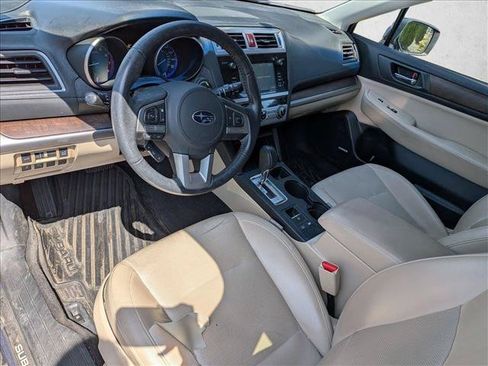 Used 2015 Subaru Outback 3.6R Limited AWD/4WD image 10