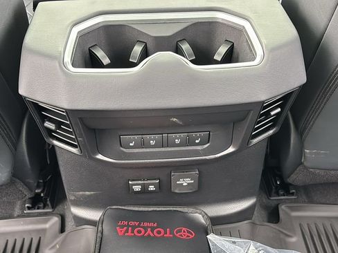 New 2025 Toyota Tundra Platinum AWD/4WD image 23