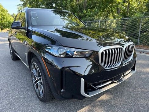 Used 2026 BMW X5 xDrive40i w/ Climate Comfort Package AWD/4WD image 3