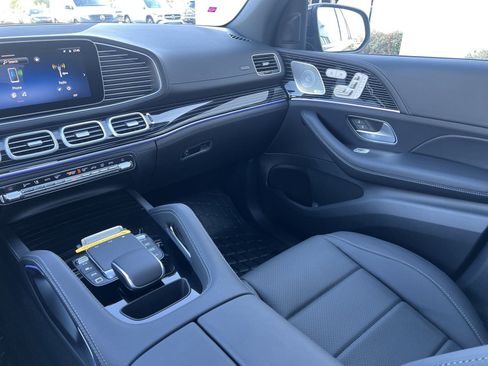 Certified 2025 Mercedes-Benz GLE 350 GLE 350 image 36