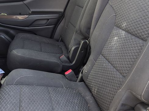 Used 2019 GMC Acadia SLE w/ Driver Alert Package I image 6