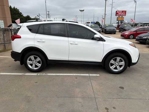 Used 2013 Toyota RAV4 XLE FWD image 4