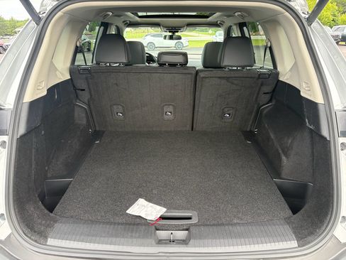 Used 2023 Nissan Rogue SV w/ SV Premium B Package FWD image 24