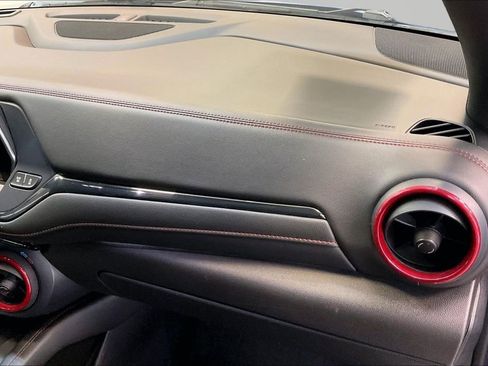 Used 2019 Chevrolet Blazer RS FWD image 29