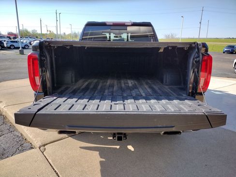 Used 2019 GMC Sierra 1500 SLT w/ SLT Premium Plus Package AWD/4WD image 20