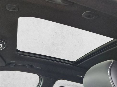 New 2026 Jeep Grand Cherokee L Limited image 18