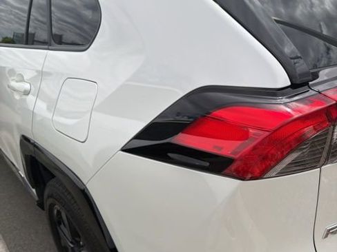 Used 2021 Toyota RAV4 XSE image 8