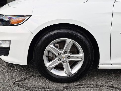 Certified 2024 Chevrolet Malibu LT FWD image 10