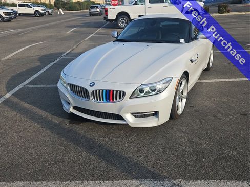Used 2016 BMW Z4 sDrive35is image 1