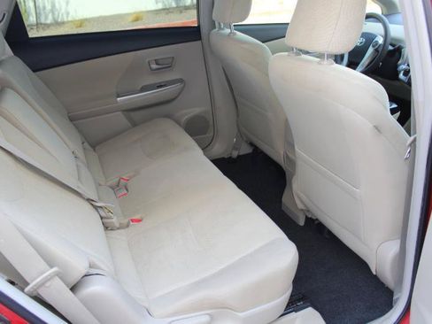 Used 2012 Toyota Prius V Three w/ Preferred Accessory Pkg FWD image 17
