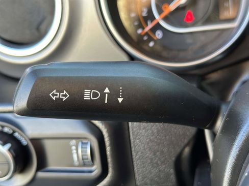 Used 2023 Jeep Gladiator Rubicon w/ LED Lighting Group image 16