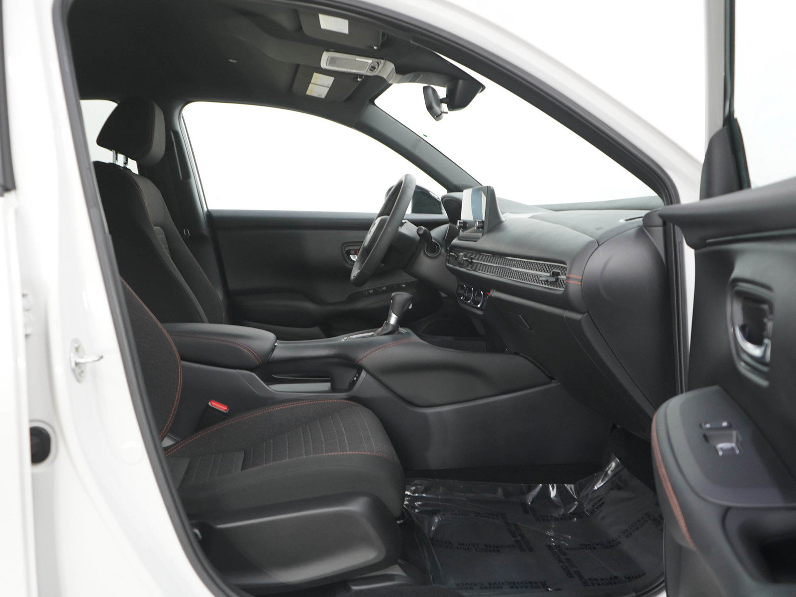 Used 2024 Honda HR-V Sport image 11