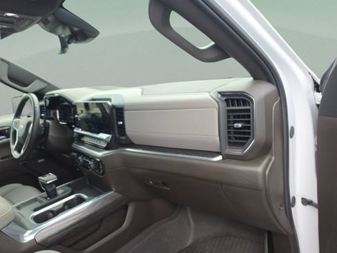 Used 2024 Chevrolet Silverado 1500 LTZ AWD/4WD image 26