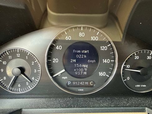 Used 2007 Mercedes-Benz E 320 BlueTEC Sedan image 16